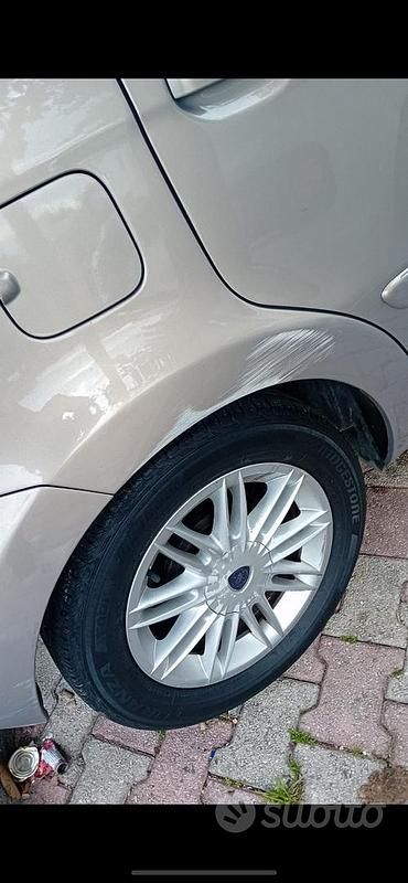 Occasion Lancia Musa 95 PK (69 kW) 2010 MPV