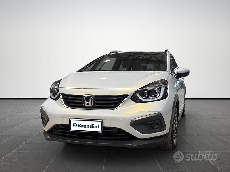 Usata Honda Jazz Executive 98 CV (72 kW) 2020 Bianco Utilitaria