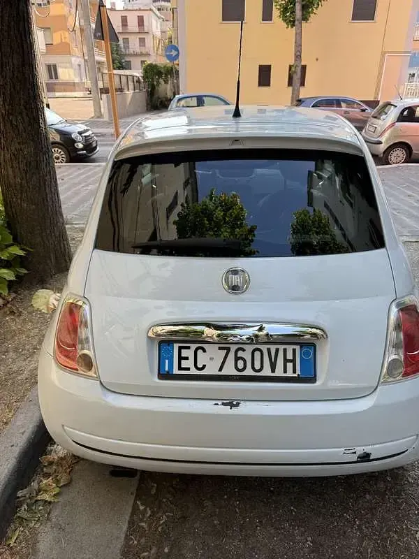 Usata Fiat 500 Lounge 69 CV (50 kW) 2010 Bluazzurro Utilitaria