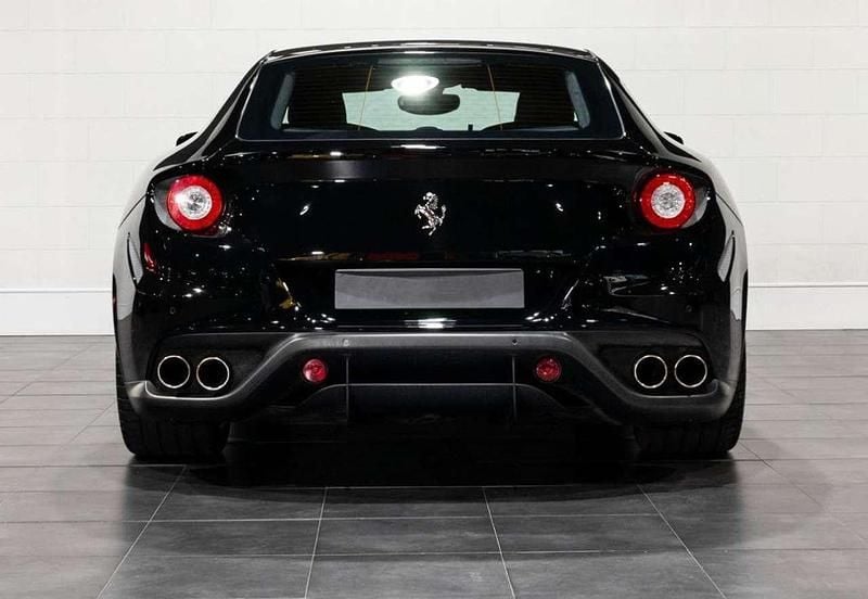 Usata Ferrari FF 659 CV (484 kW) 2011 Nero Station wagon