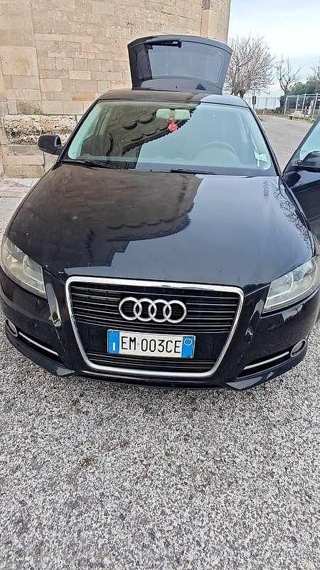 Usata Audi A3 Ambition 105 CV (77 kW) 2011 Nero Utilitaria