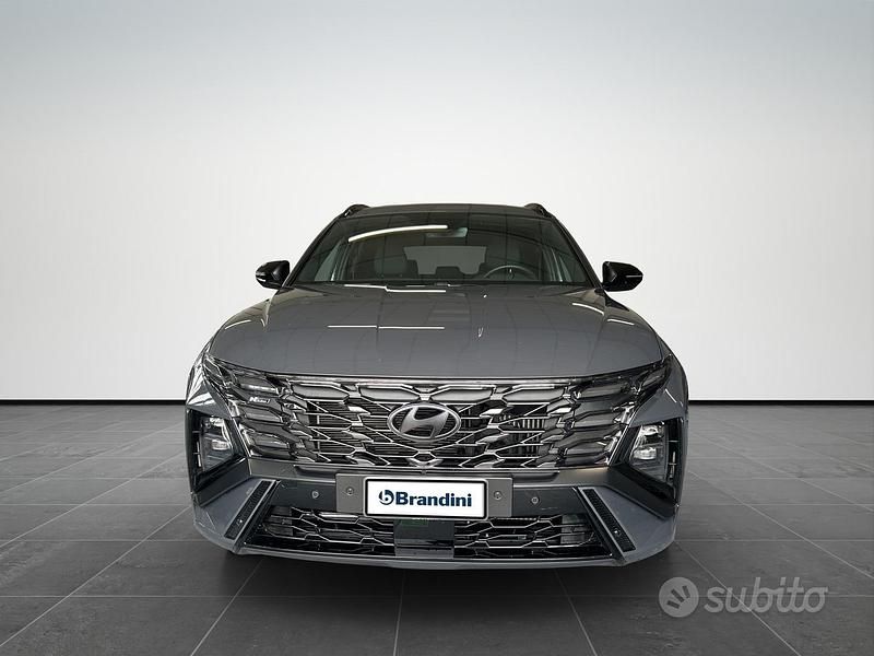 Usata Hyundai Tucson N Line 215 CV (158 kW) 2025 Ecotronic gray SUV