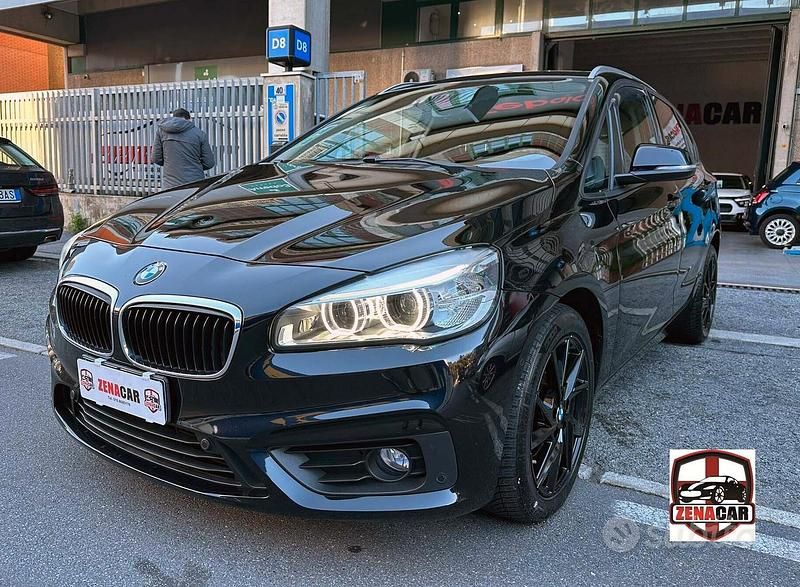Nero Usata 2017 BMW 216 Active Tourer Advantage Monovolume | 11.390 € (Buon prezzo) - Immagine 1/4