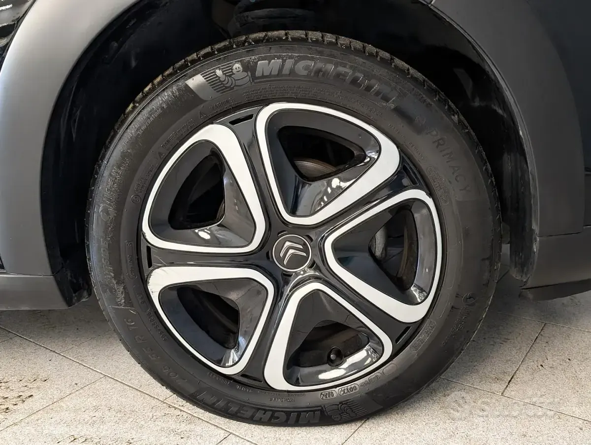 Usata Citroën C3 PureTech 83 CV (61 kW) 2024 Nero Berlina