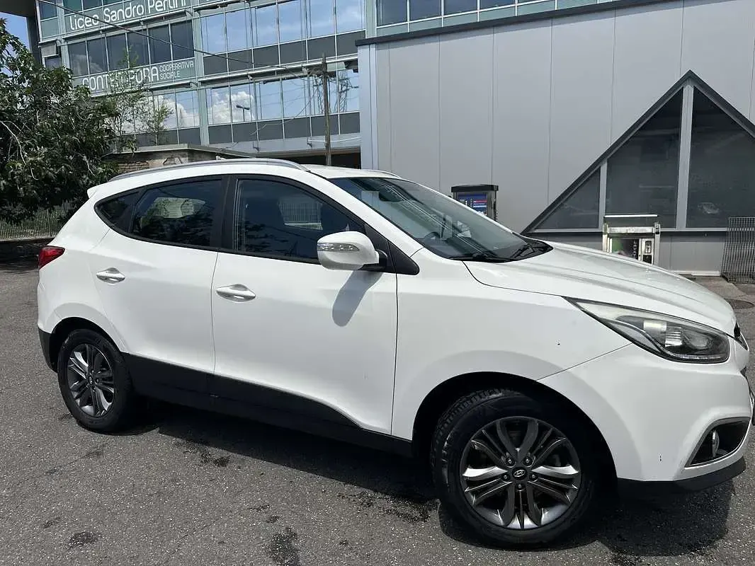 Usata Hyundai ix35 Classic 135 CV (99 kW) 2013 Bianco SUV