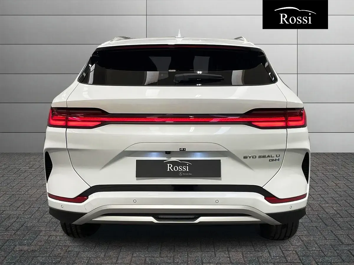 Ny BYD Seal U Boost 217 HK (159 kW) 2025 Grå SUV
