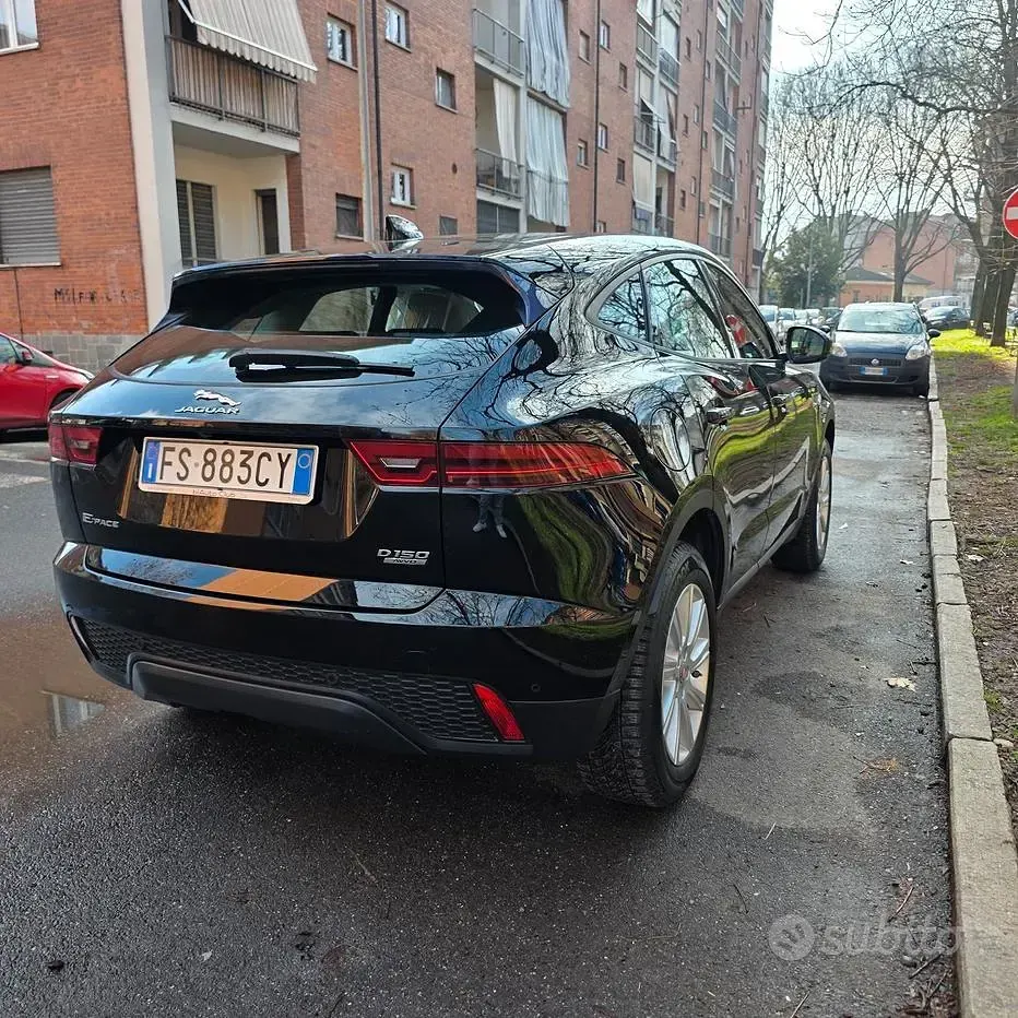 Usata Jaguar E-Pace 150 CV (110 kW) 2018 Nero SUV