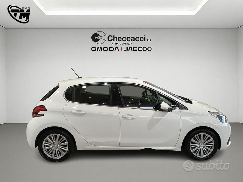 Usata Peugeot 208 Allure 110 CV (80 kW) 2019 Bianco Utilitaria