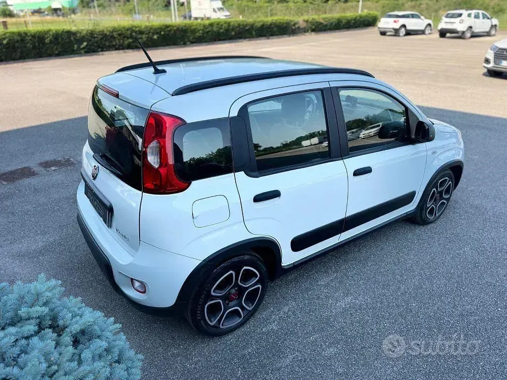Usata Fiat Panda City Life 69 CV (50 kW) 2022 Bianco Utilitaria