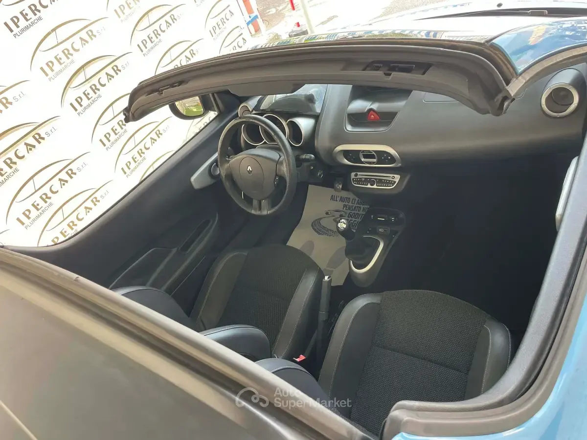 Usata Renault Wind 101 CV (74 kW) 2011 Blu Cabrio