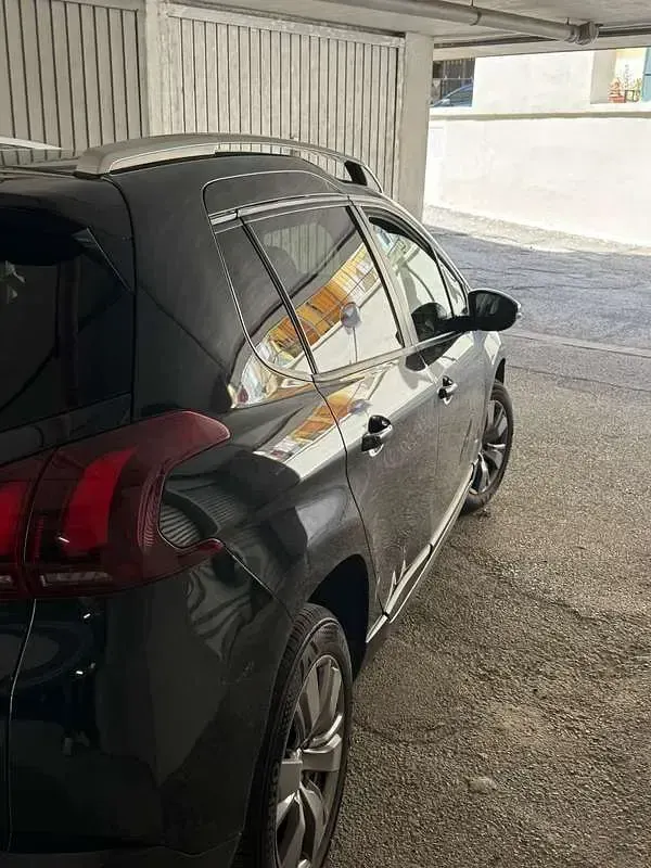 Usata Peugeot 2008 Style 102 CV (75 kW) 2018 SUV