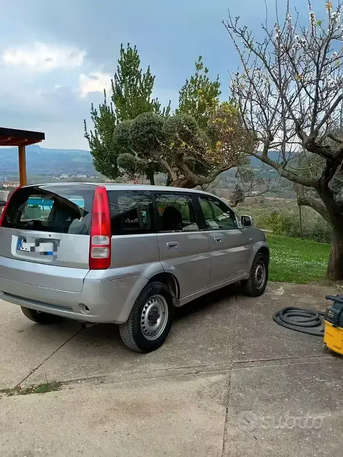 Usata Honda HR-V 105 CV (77 kW) 2002 Grigio SUV