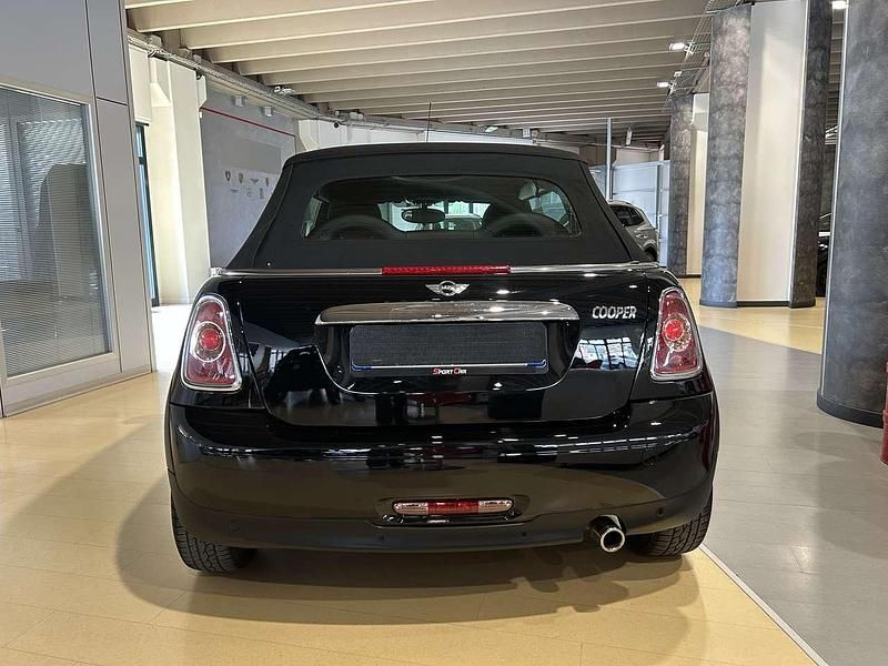 Usata Mini Cooper Cabriolet 122 CV (89 kW) 2014 Nero Cabrio