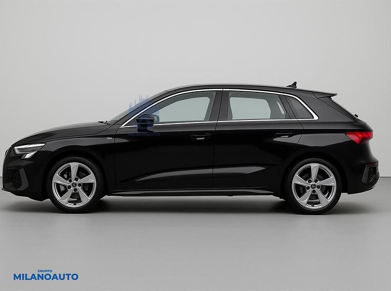 Usata Audi A3 Sportback S-Line 150 CV (110 kW) 2022 Nero Utilitaria