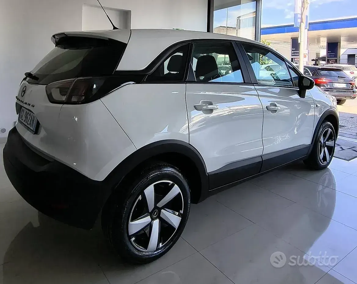 Usata Opel Crossland 110 CV (80 kW) 2022 Bianco SUV