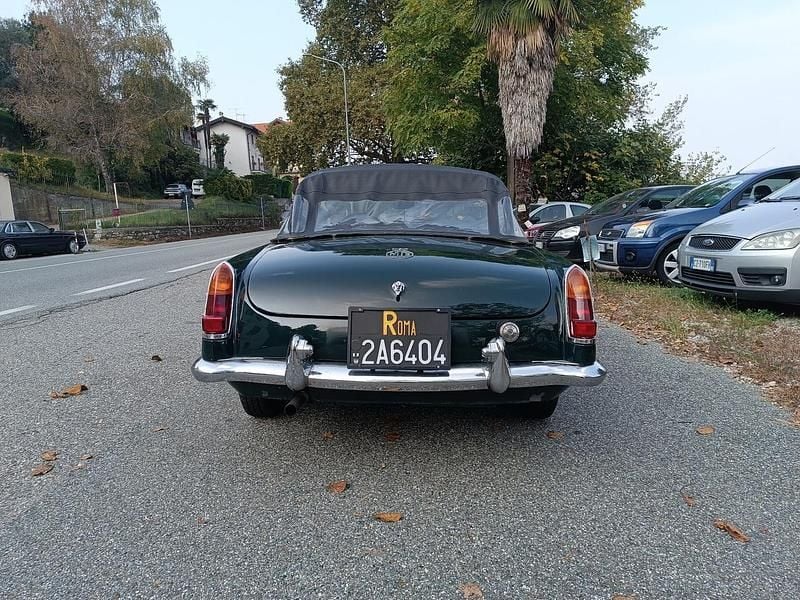 Usata MG B 95 CV (69 kW) 1965 Verde Cabrio