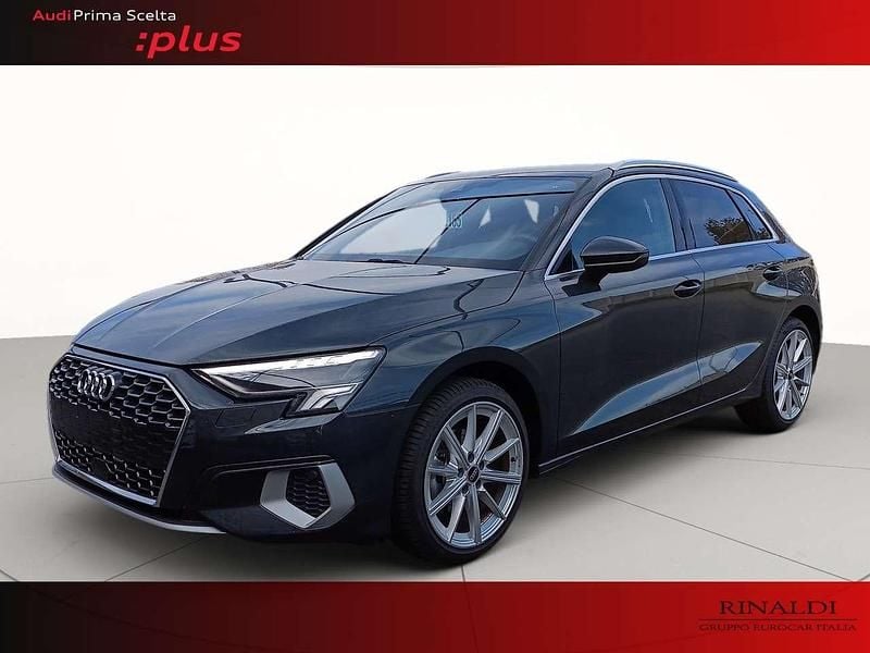 Grigio manhattan metallizzato Usata 2024 Audi A3 Advanced Plus Berlina | 35.750 € (Buon prezzo) - Immagine 1/4