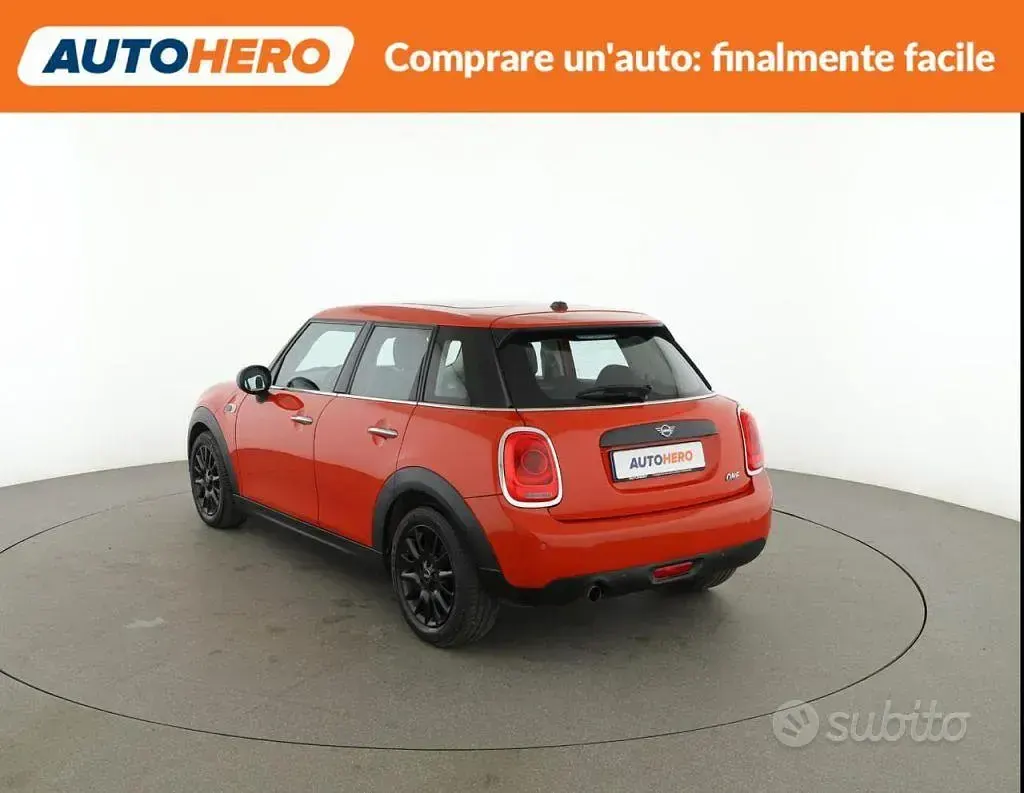 Occasion Mini ONE 75 ch (55 kW) 2019 Orange Citadine