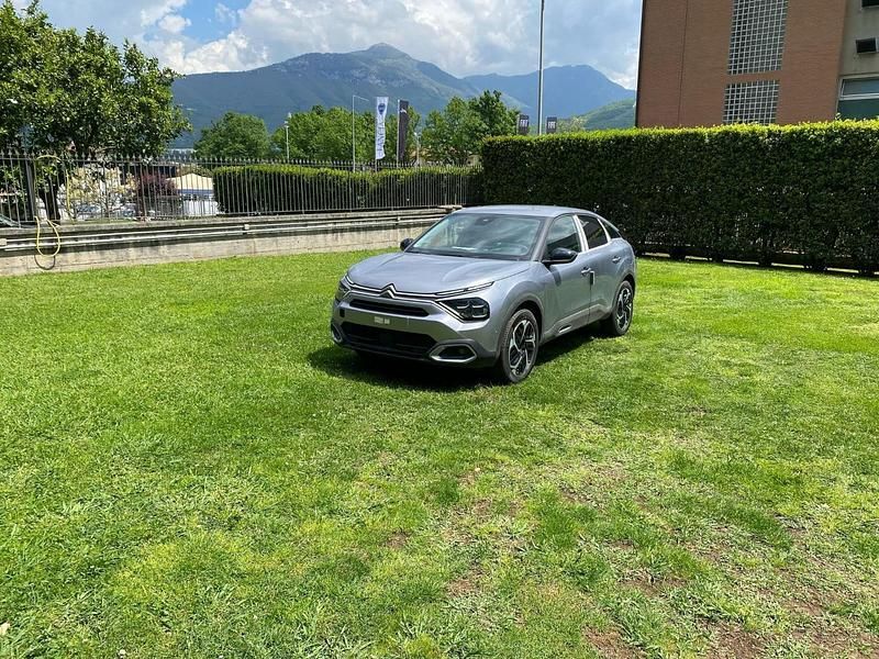 Grigio Usata 2024 Citroën C4 PureTech Tre volumi | 24.900 € (Molto cara) - Immagine 1/4