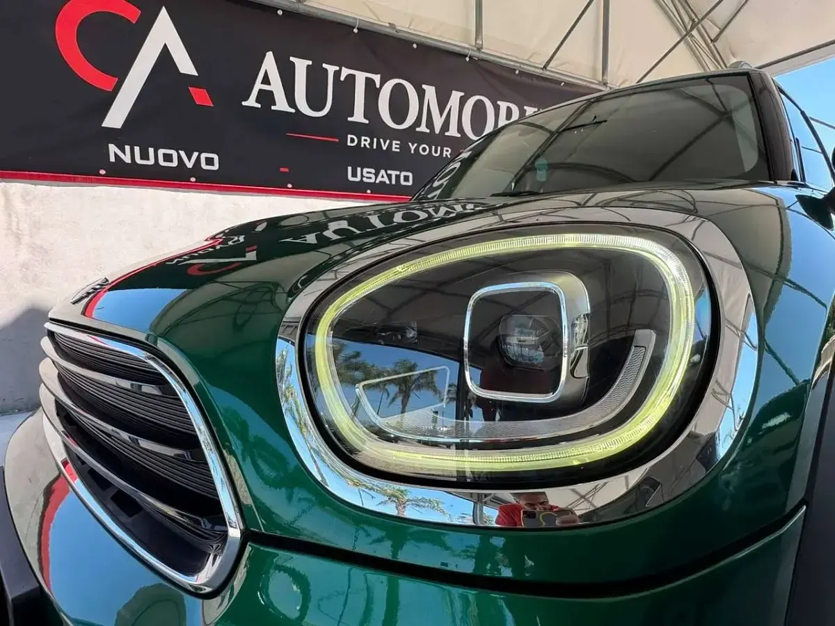Usata Mini Cooper D Countryman Essential 150 CV (110 kW) 2021 Verde SUV
