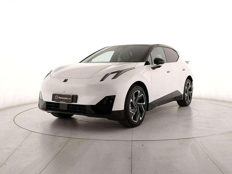 Nuova Lynk & Co 02 200 kW (272 CV) 2026 Cristal white pearl SUV