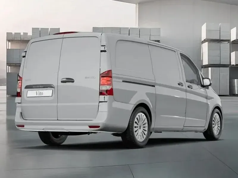 Nuova Mercedes Vito 136 CV (100 kW) 2026 Grigio alpino Furgone