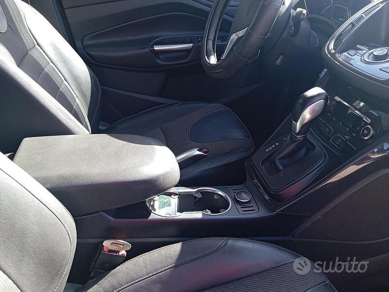 Begagnad Ford Kuga S 150 HK (110 kW) 2016 Grå SUV