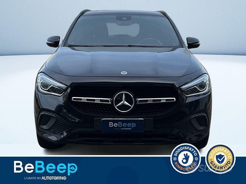 Usata Mercedes GLA180 116 CV (85 kW) 2023 Nero metallizzato SUV