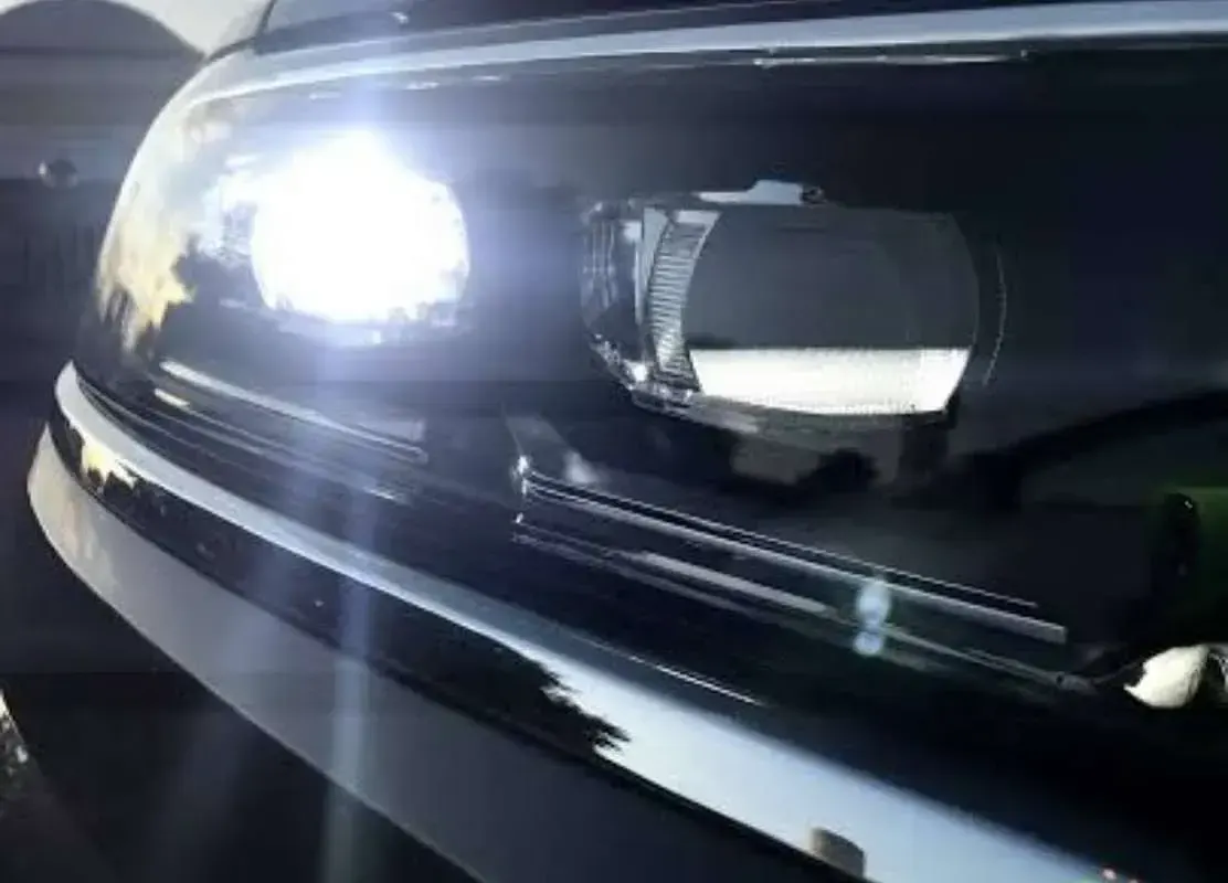 Usata VW T-Roc Style 116 CV (85 kW) 2018 Grigio SUV