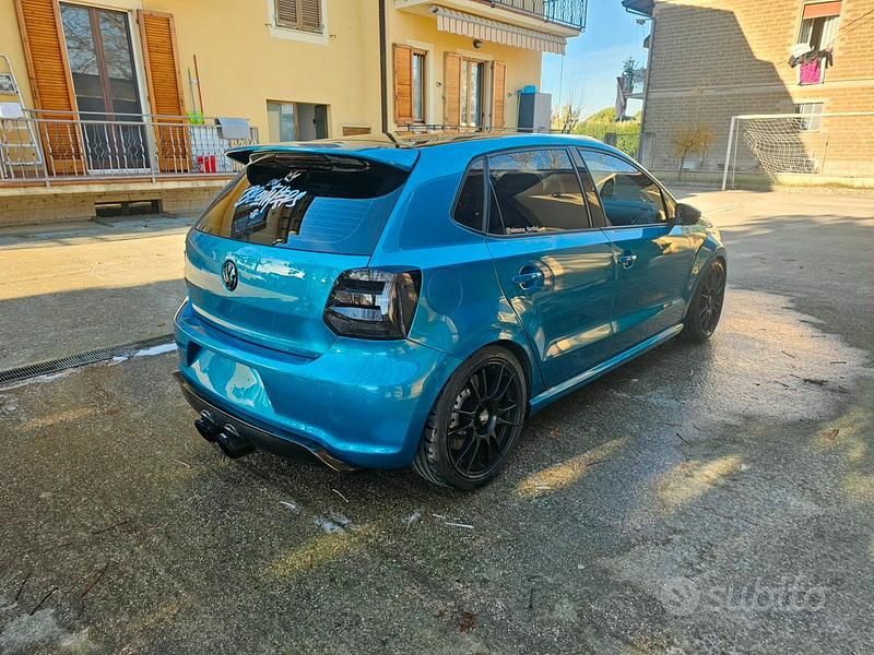 Usata VW Polo Comfortline 90 CV (66 kW) 2016 Blu Utilitaria