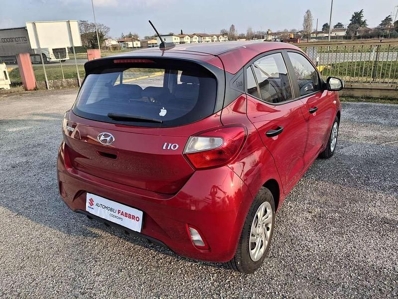 Usata Hyundai i10 67 CV (49 kW) 2022 Bianco Utilitaria