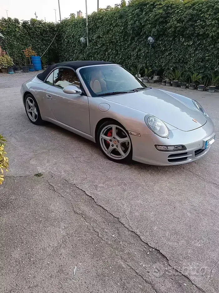 Usata Porsche 911 Carrera S Cabriolet 355 CV (261 kW) 2006 Grigio Cabrio