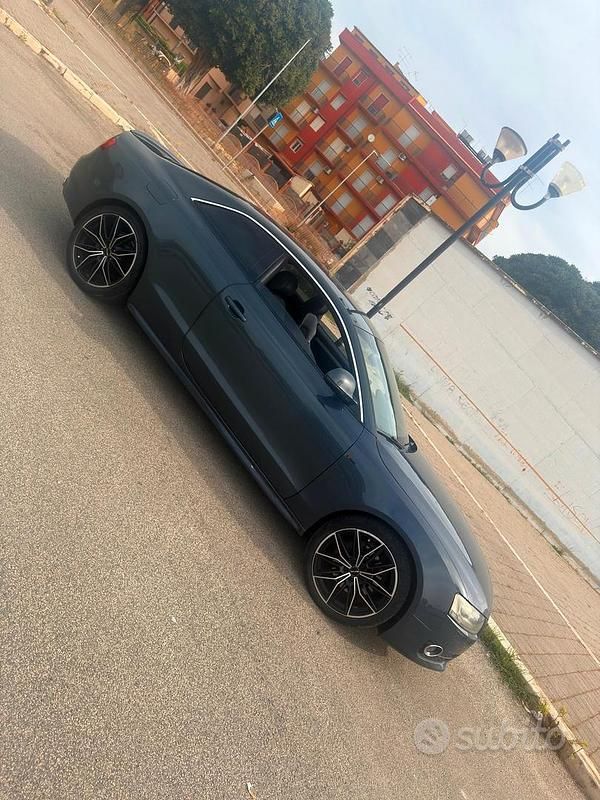 Usata Audi A5 S-Line 2010 Grigio Coupé
