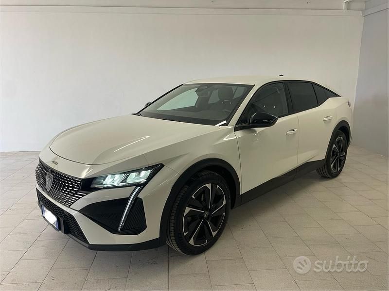 Bianco Usata 2023 Peugeot 408 Allure SUV | 23.400 € (Buon prezzo) - Immagine 1/4