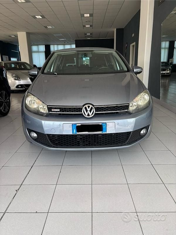 Usata VW Golf VI Highline 140 CV (102 kW) 2008 Blu Utilitaria