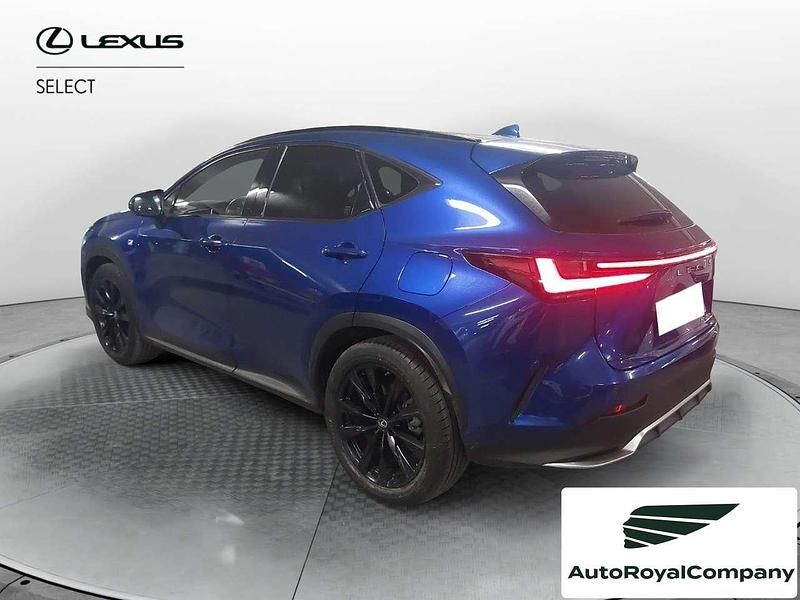Usata Lexus NX300h Sport Line 309 CV (227 kW) 2022 Blu/azzurro SUV