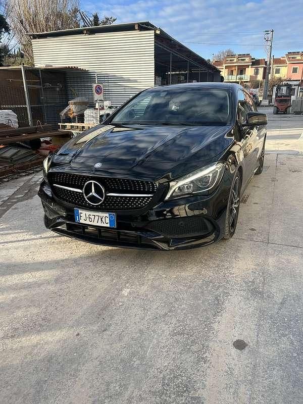Usata Mercedes CLA200 Shooting Brake Premium 136 CV (100 kW) 2017 Station wagon
