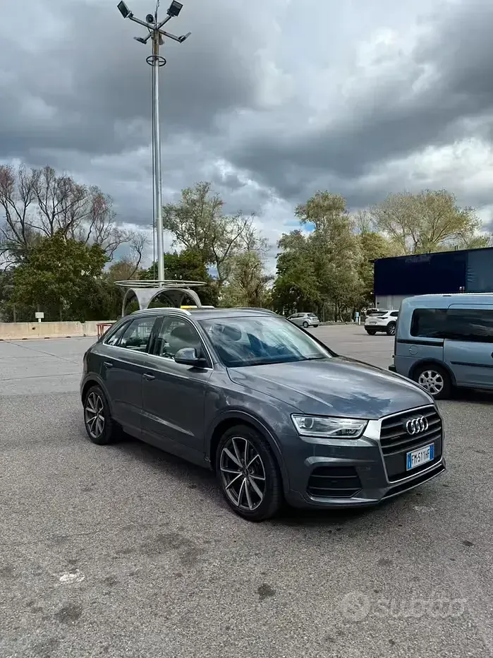 Usata Audi Q3 Business 150 CV (110 kW) 2018 Grigio SUV