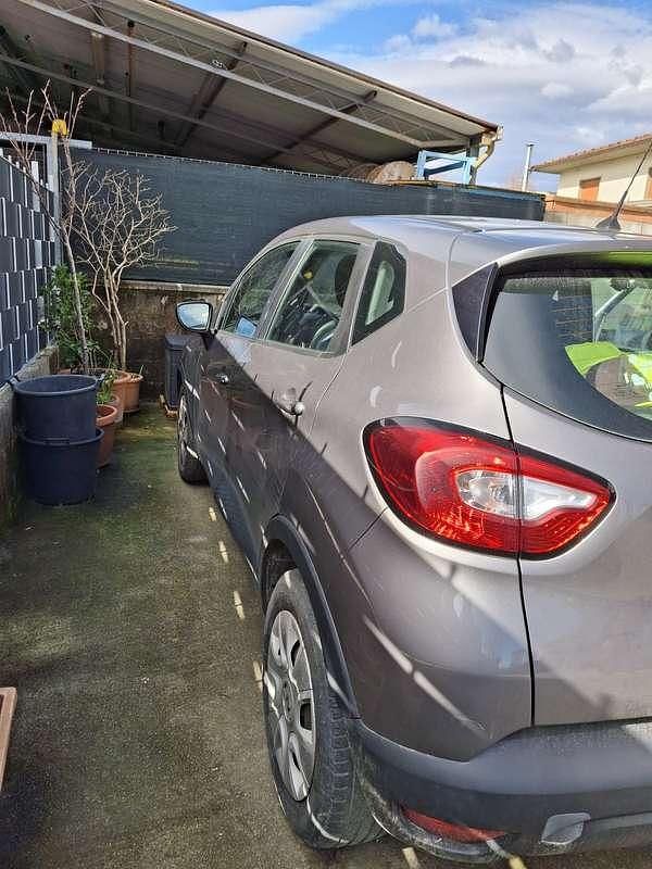 Usata Renault Captur 90 CV (66 kW) 2015 SUV