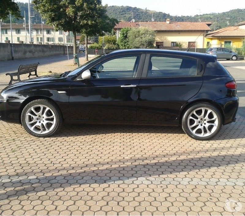 Sold Alfa Romeo 147 1 6 16 V 5 Por Used Cars For Sale