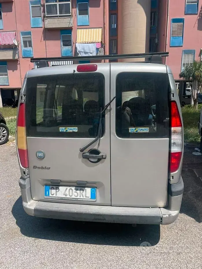 Usata Fiat Doblò 65 CV (47 kW) 2004 Monovolume