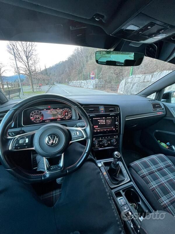 Usata VW Golf VII GTI 245 CV (180 kW) 2018 Bianco Berlina