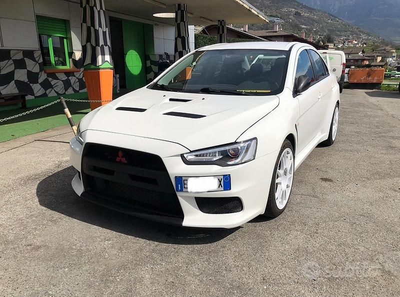 Bianco Usata 2010 Mitsubishi Lancer Evolution Tre volumi | 32.700 € - Immagine 1/4