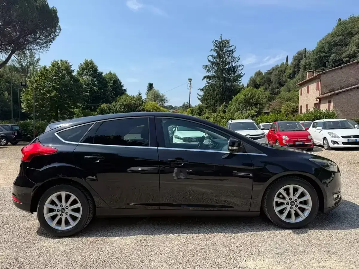 Usata Ford Focus Titanium 95 CV (69 kW) 2015 Nero Berlina