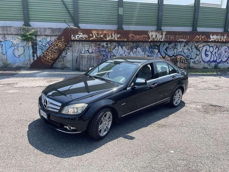 Usata 2009 Mercedes C200 Avantgarde Berlina | 5000 € (Ottimo prezzo) - Immagine 1/4