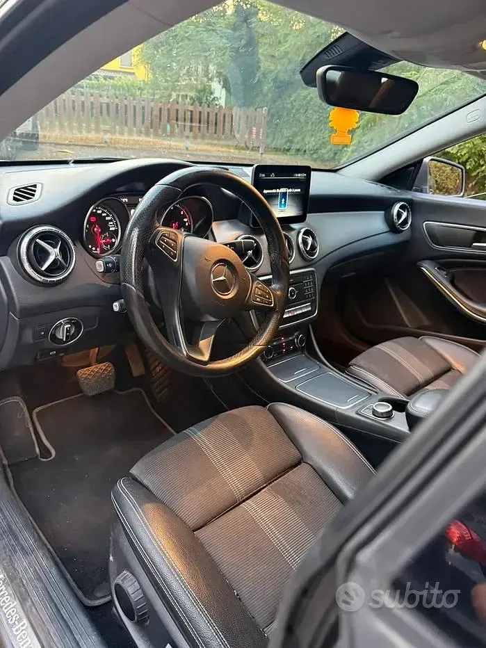 Usata Mercedes CLA220 177 CV (130 kW) 2017 Coupé