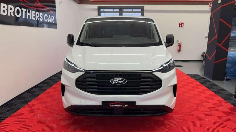 Nuova Ford Transit Custom Trend 136 CV (100 kW) 2026 Bianco Furgone