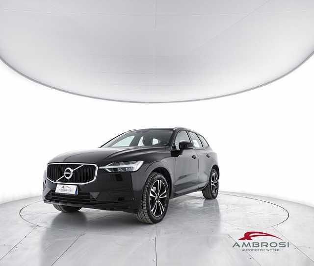Usata Volvo XC60 Momentum 150 CV (110 kW) 2020 Nero SUV