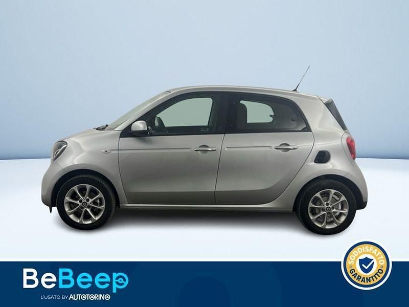 Usata Smart ForFour Electric Drive Passion 60 kW (82 CV) 2020 Argento metallizzato Utilitaria