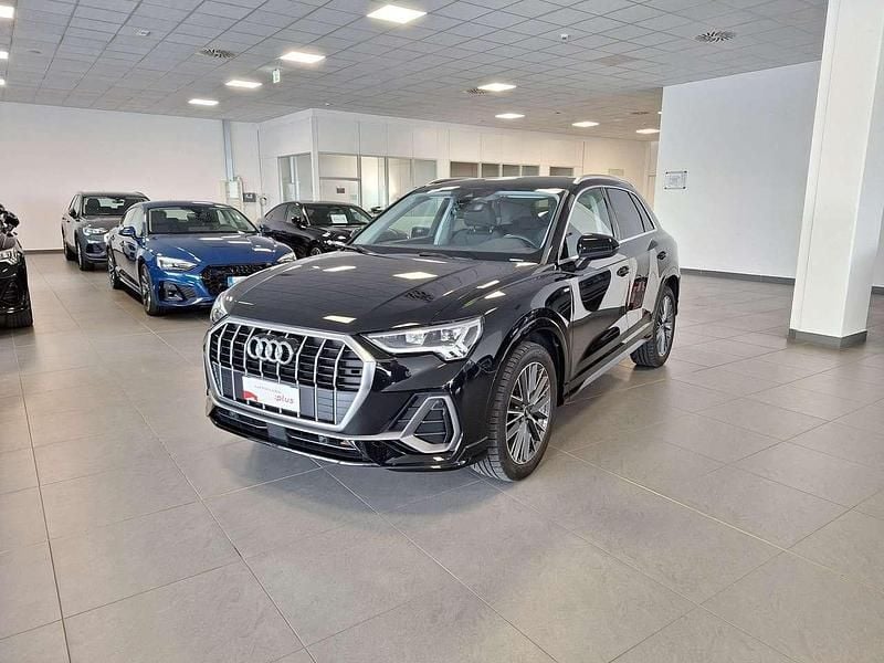 Nero Usata 2022 Audi Q3 S-Line SUV | 33.700 € (Super prezzo) - Immagine 1/4